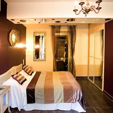 La Casa Pairal Szálloda 4*