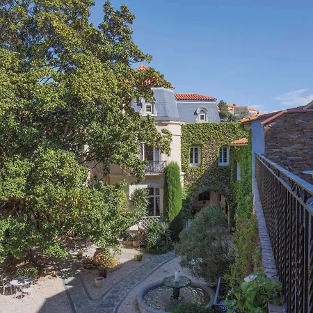 La Casa Pairal מלון 4*