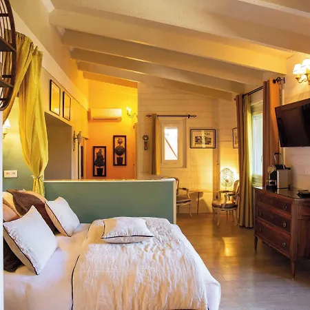 酒店 La Casa Pairal 4*