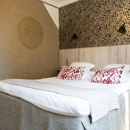 Hotel La Casa Pairal 4*