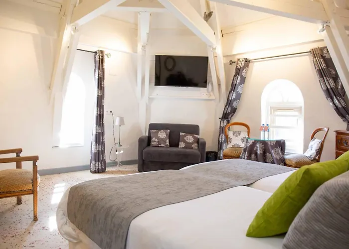 Hotel La Casa Pairal 4*